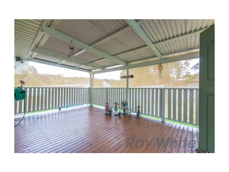 5 Pine Place, Gateshead NSW 2290