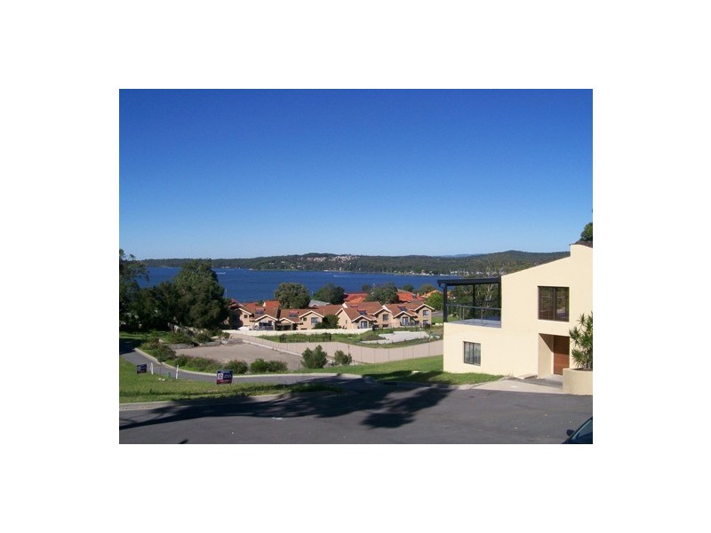 2/56 Thompson Road, Speers Point NSW 2284