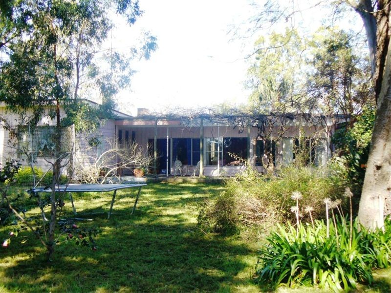 12 Westbourne Road, Bolwarra NSW 2320