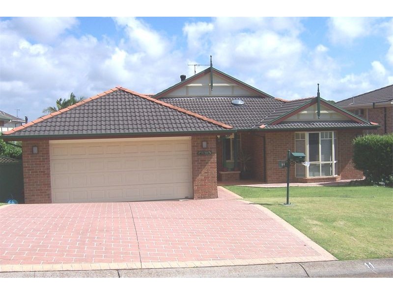 11 Smokebush Place, Garden Suburb NSW 2289