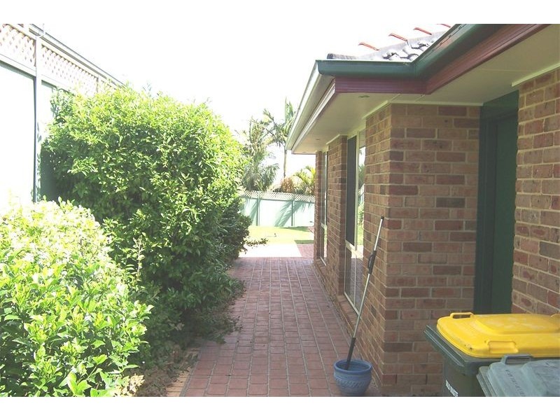 11 Smokebush Place, Garden Suburb NSW 2289
