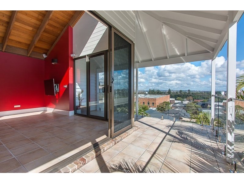 28 Light Street, Bar Beach NSW 2300