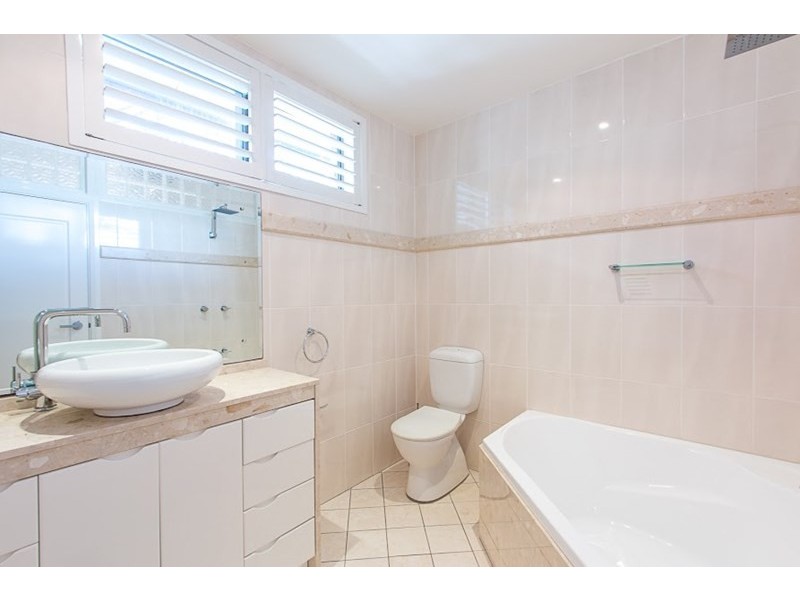 28 Light Street, Bar Beach NSW 2300