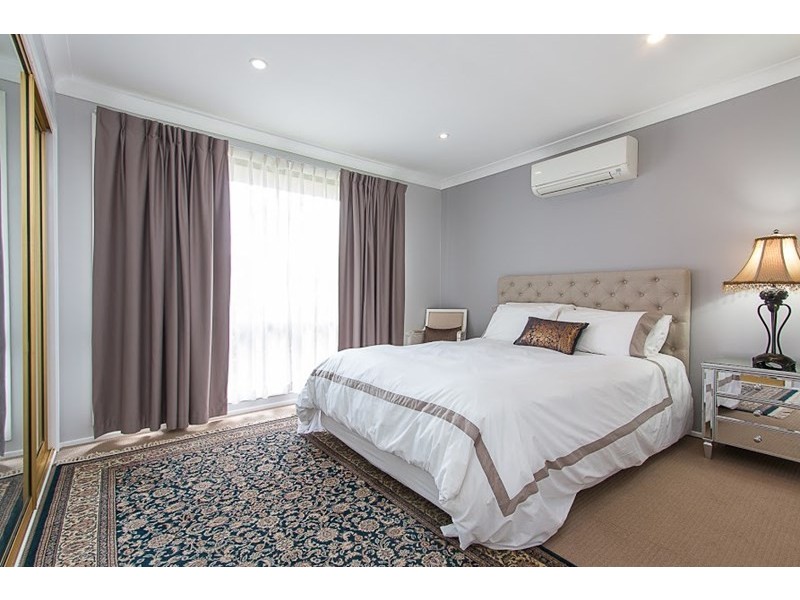 14 Woodside Drive, Eleebana NSW 2282