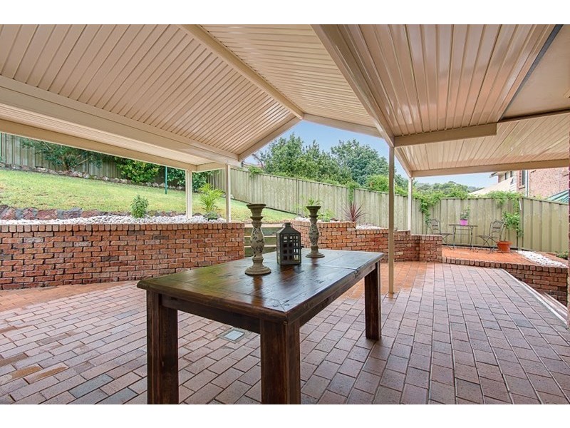 14 Woodside Drive, Eleebana NSW 2282