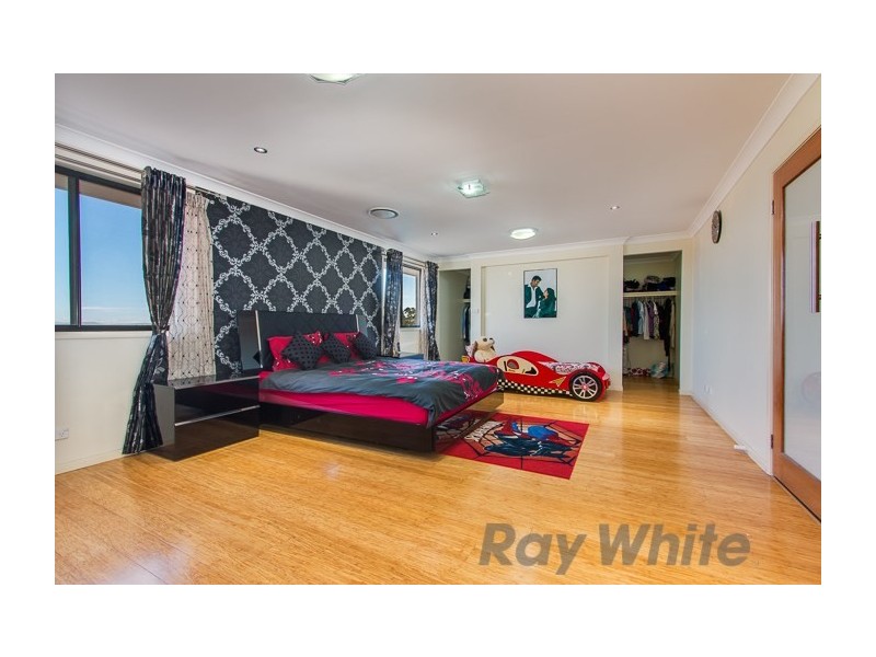 34 Faulkland Crescent, Maryland NSW 2287