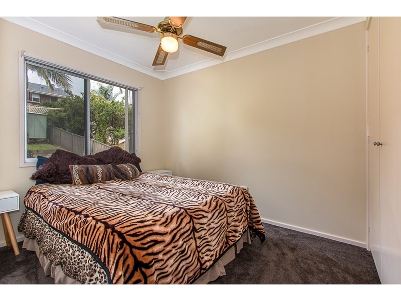 13 Amsdale Avenue, Macquarie Hills NSW 2285