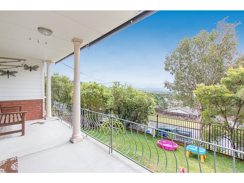 13 Amsdale Avenue, Macquarie Hills NSW 2285