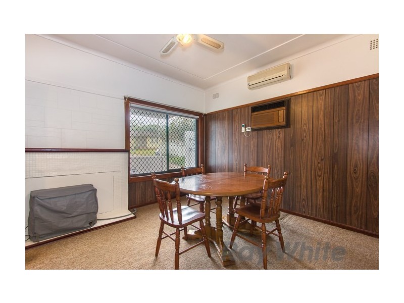 3 Fairleigh Street, Glendale NSW 2285