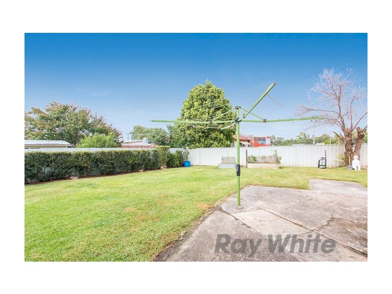 3 Fairleigh Street, Glendale NSW 2285