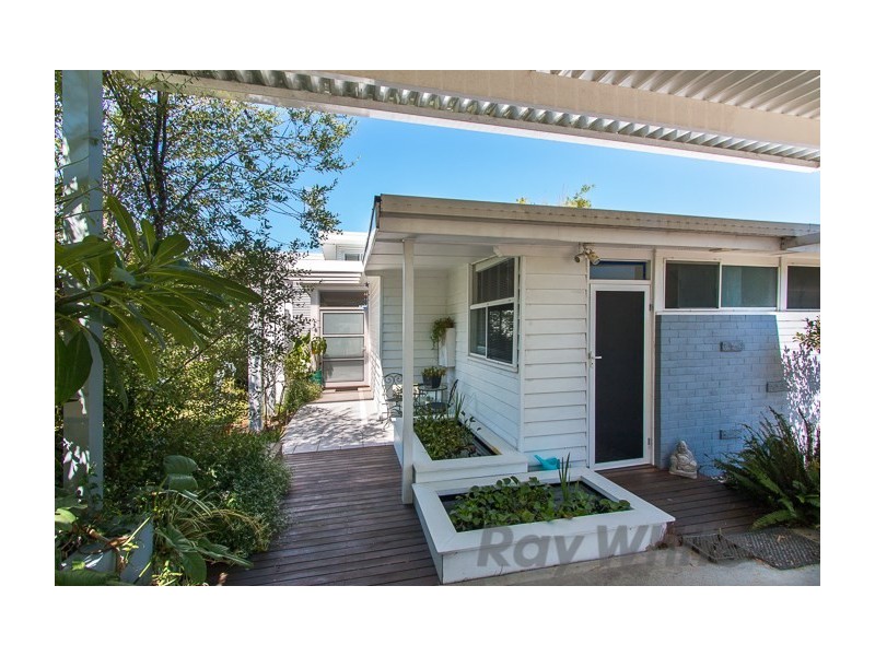 50 Thompson Road, Speers Point NSW 2284