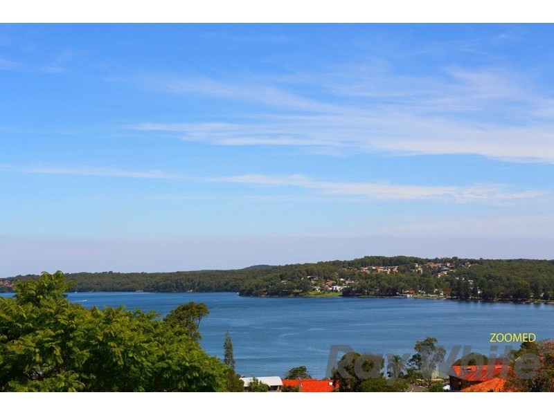 50 Thompson Road, Speers Point NSW 2284