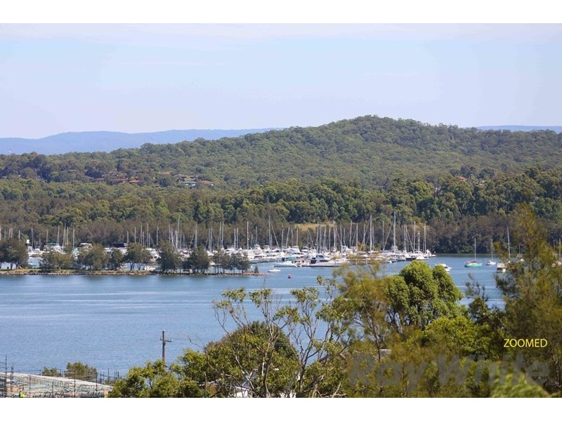 50 Thompson Road, Speers Point NSW 2284