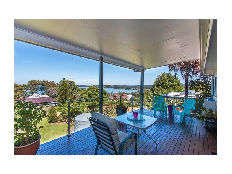 50 Thompson Road, Speers Point NSW 2284
