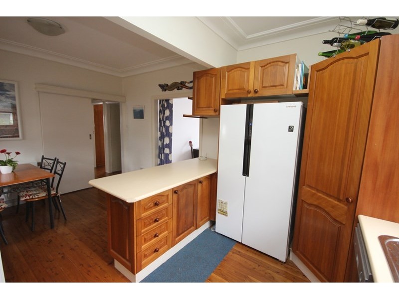 93 Wommara Avenue, Belmont NSW 2280