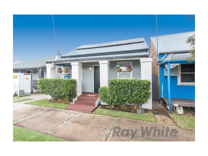 7 Bourke Street, Carrington NSW 2294