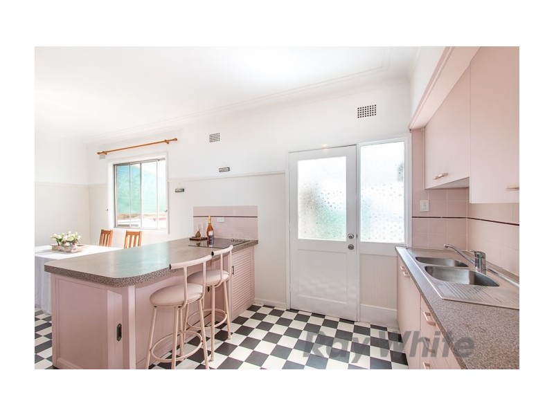 2 Tathra Road, Lambton NSW 2299