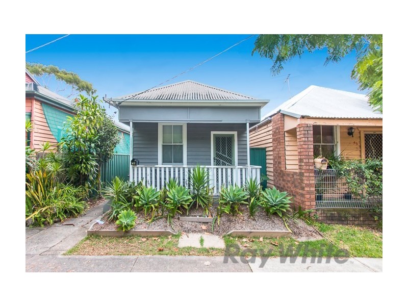 45 Gipps Street, Carrington NSW 2294