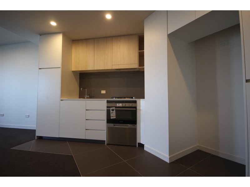 S102/77 Shortland Esplanade, Newcastle NSW 2300