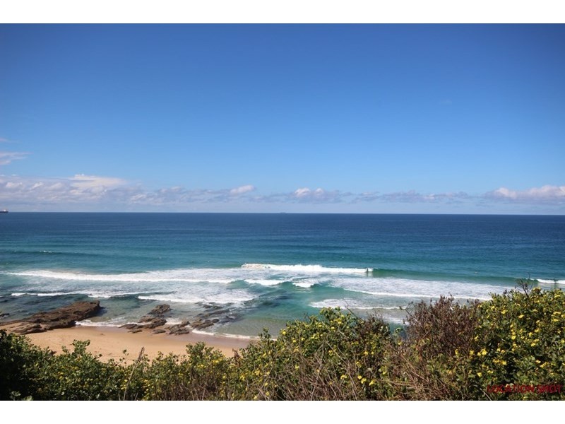 S102/77 Shortland Esplanade, Newcastle NSW 2300