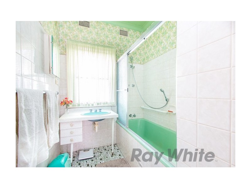 9 Hay Street, Mayfield NSW 2304