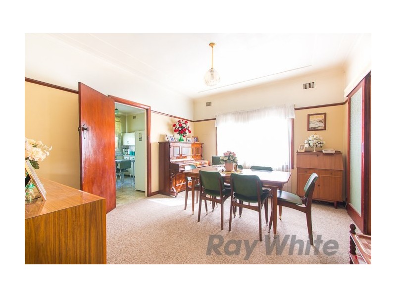 9 Hay Street, Mayfield NSW 2304