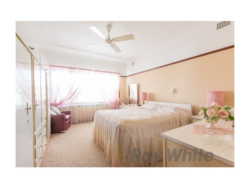 9 Hay Street, Mayfield NSW 2304