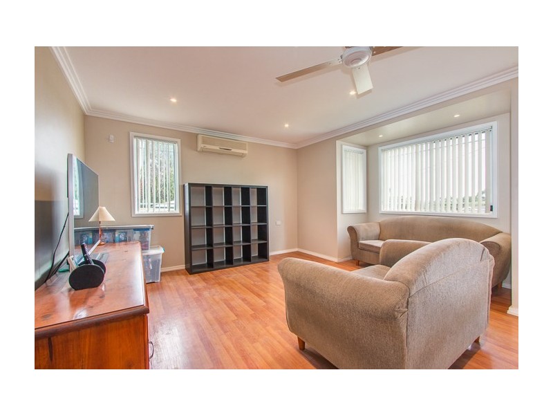 3 Elm Place, Gateshead NSW 2290