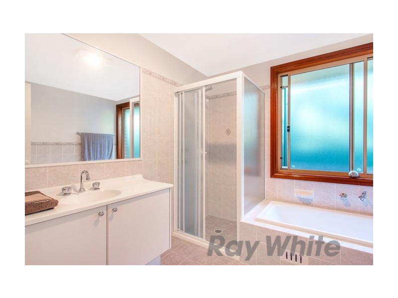 10 Basswood Crescent, Fletcher NSW 2287