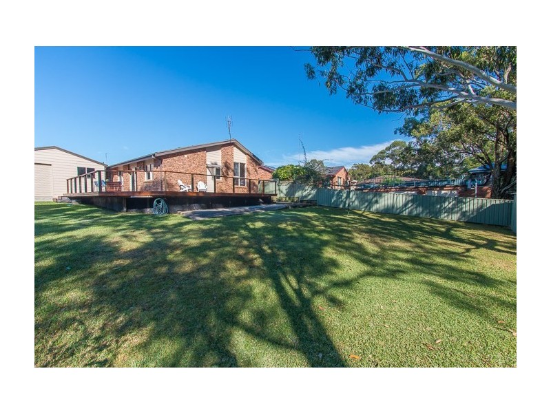 41 Yara Crescent, Maryland NSW 2287