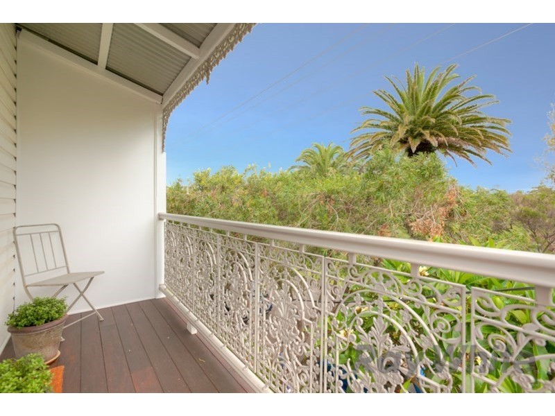 8 Hargrave Street, Carrington NSW 2294