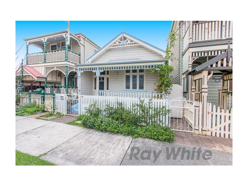 38 Young Street, Carrington NSW 2294