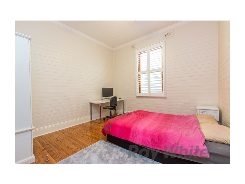 38 Young Street, Carrington NSW 2294