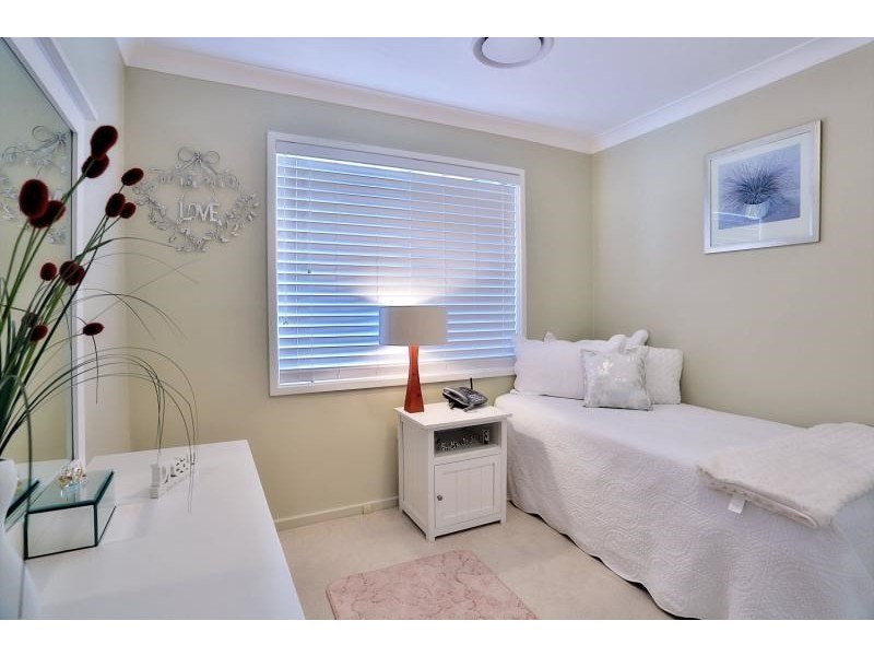 252 McCaffrey Drive, Rankin Park NSW 2287