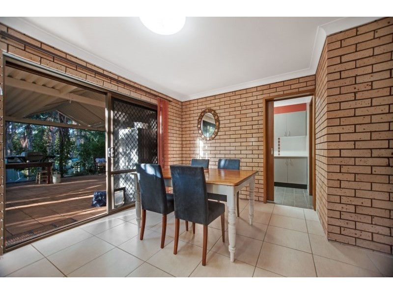 37 Kenton Crescent, Valentine NSW 2280