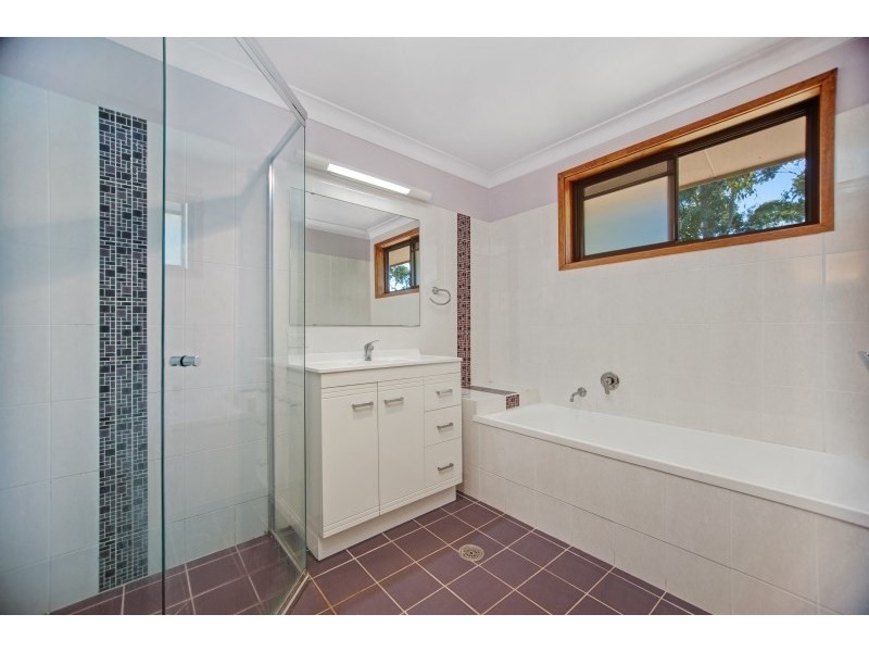 37 Kenton Crescent, Valentine NSW 2280