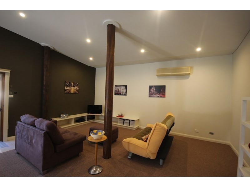 8a Pindari Close, Charlestown NSW 2290