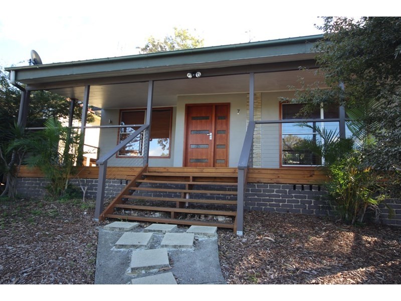 7 Buwa Street, Charlestown NSW 2290