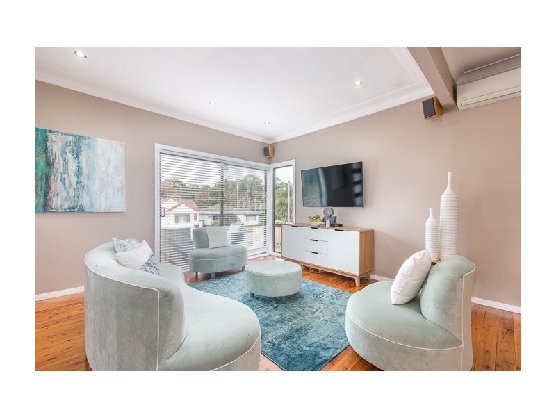 9 Princes Avenue, Charlestown NSW 2290