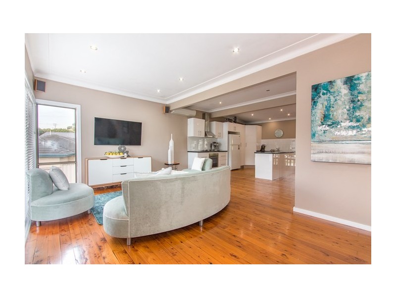 9 Princes Avenue, Charlestown NSW 2290