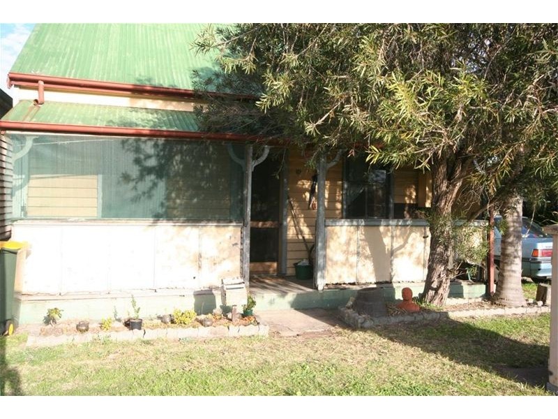 10 Ivy Street, Islington NSW 2296