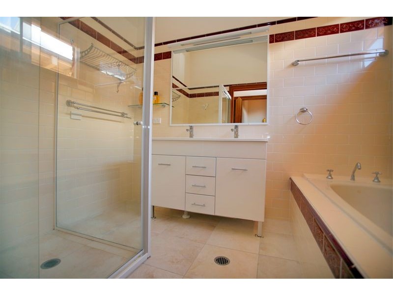 15 Henry Street, Merewether NSW 2291