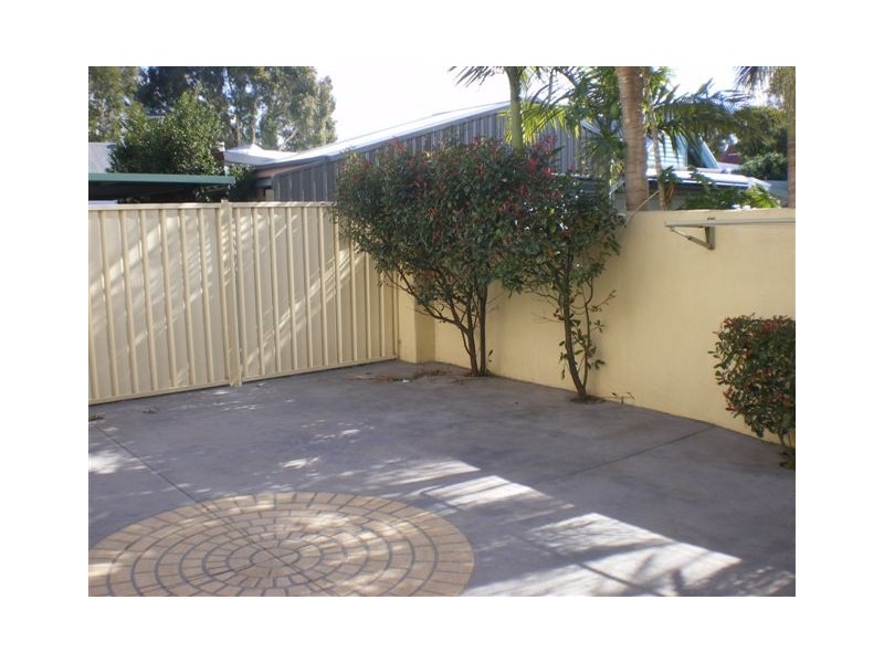 38 Lawson Street, Hamilton NSW 2303