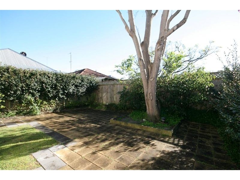 80 Cleary Street, Hamilton NSW 2303