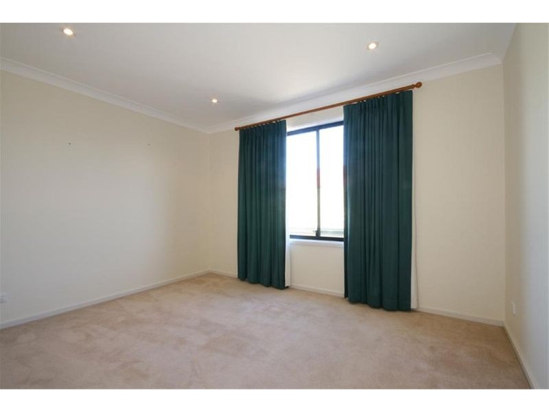 80 Cleary Street, Hamilton NSW 2303