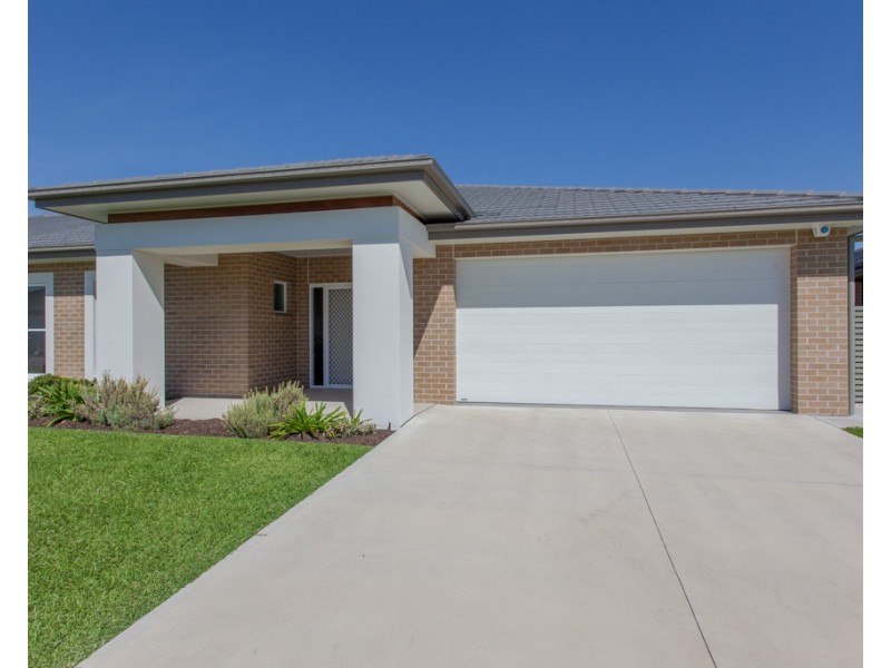 The Cove Village, Fullerton Cove NSW 2318