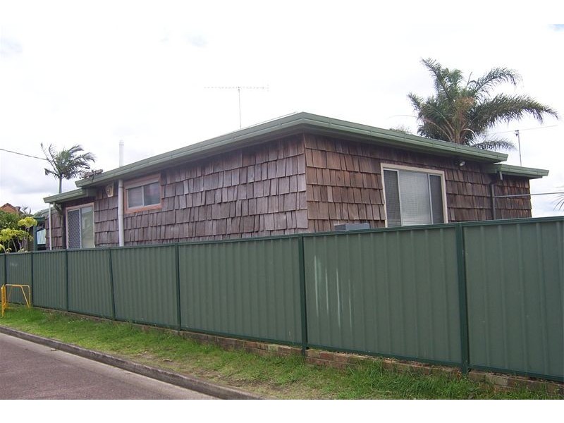 37 Village Bay Road, Marks Point NSW 2280