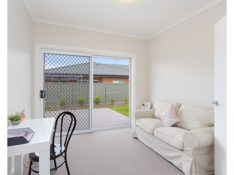 12 Cockatoo Court, Fullerton Cove NSW 2318