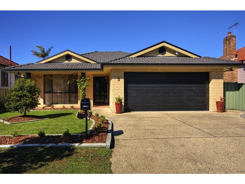 5 Carnley Avenue, New Lambton NSW 2305