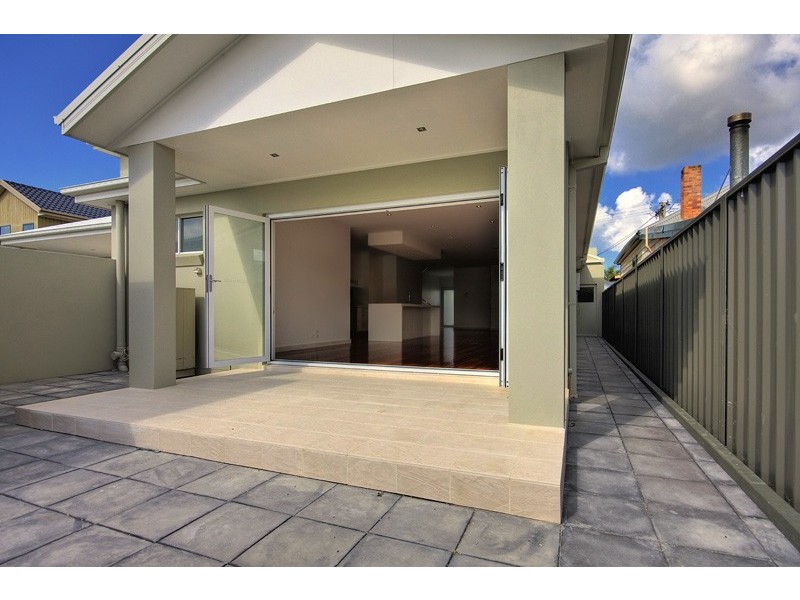 1/16 Darling Street, Hamilton South NSW 2303